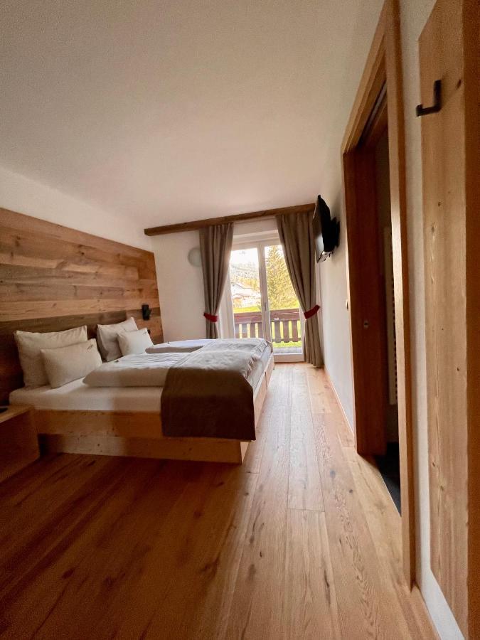 Garni Bergblick Hotel Braies  Kültér fotó