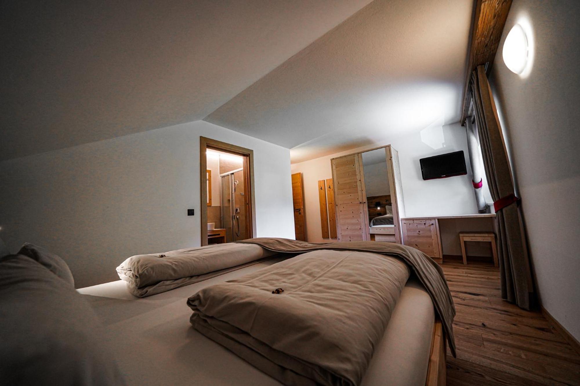 Garni Bergblick Hotel Braies  Kültér fotó