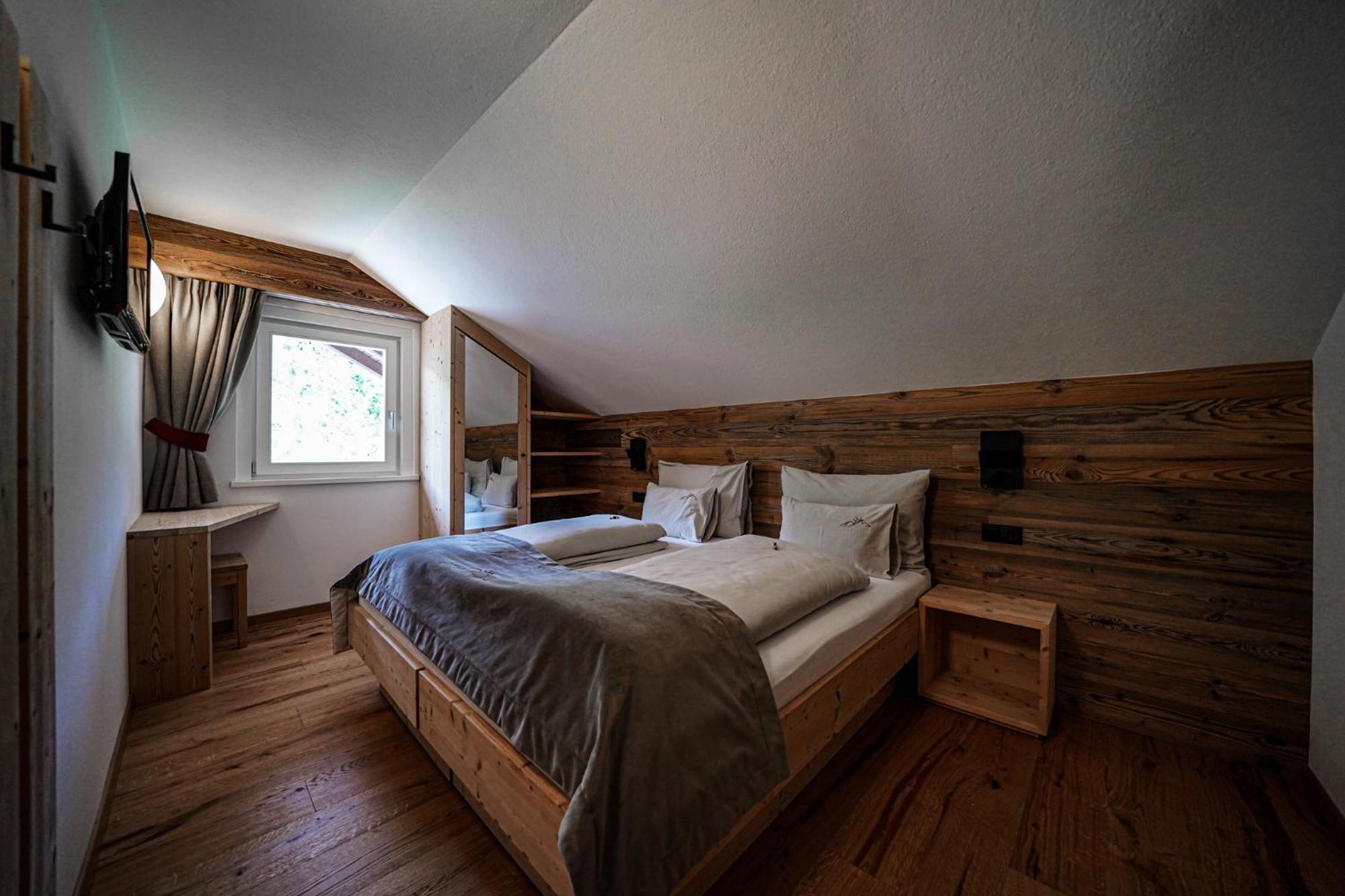 Garni Bergblick Hotel Braies  Kültér fotó