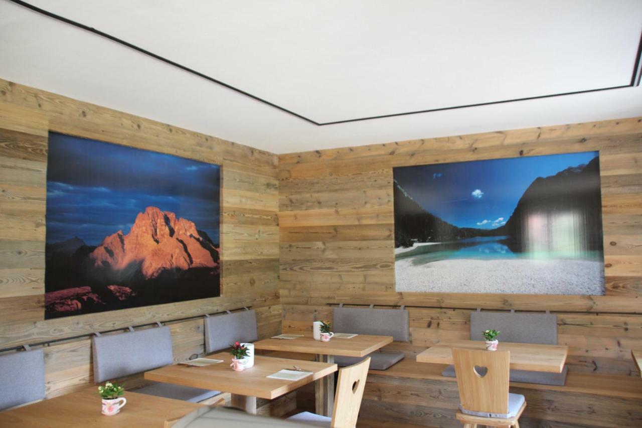 Garni Bergblick Hotel Braies  Kültér fotó